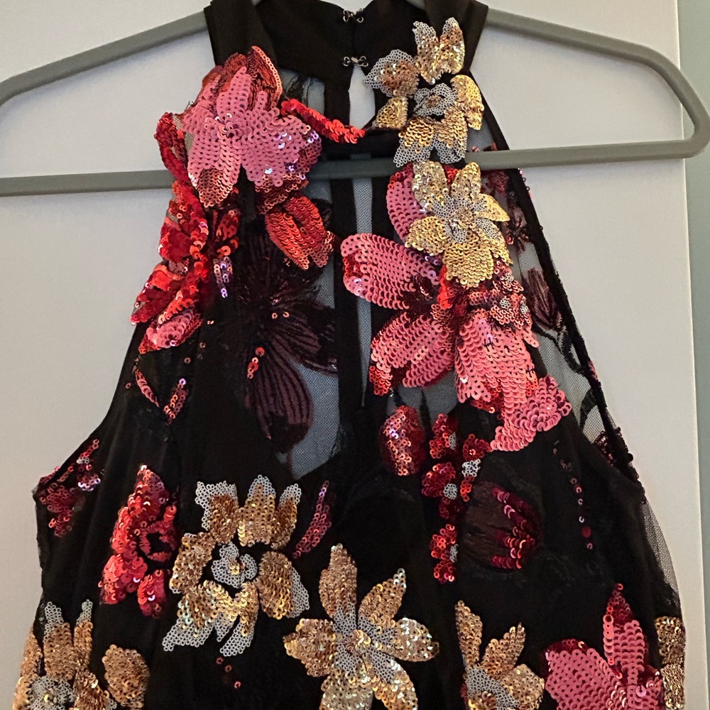 Boston Proper Size Small Sequin Mesh Slit Floral Gown - Picture 6 of 13